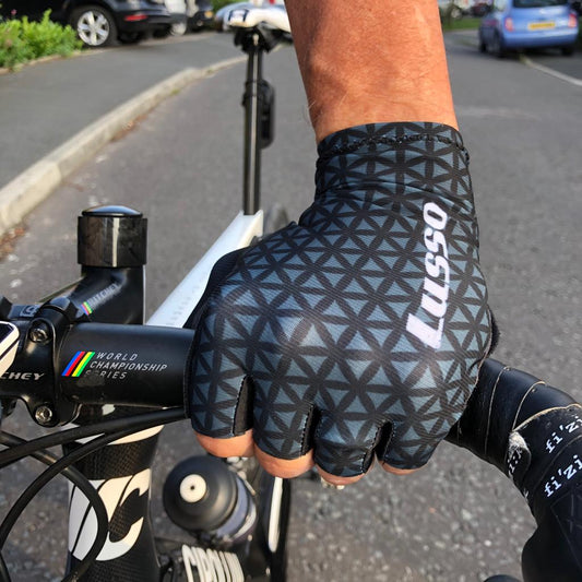 Momentum Summer Glove Grey/Black - Lusso Cycle Wear